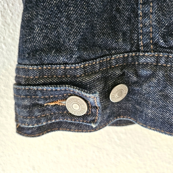 Sisley jean jacket size M denim blue button front trucker style Italy - Picture 8 of 11